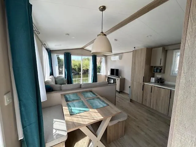 Mobil Climatise Κάμπινγκ